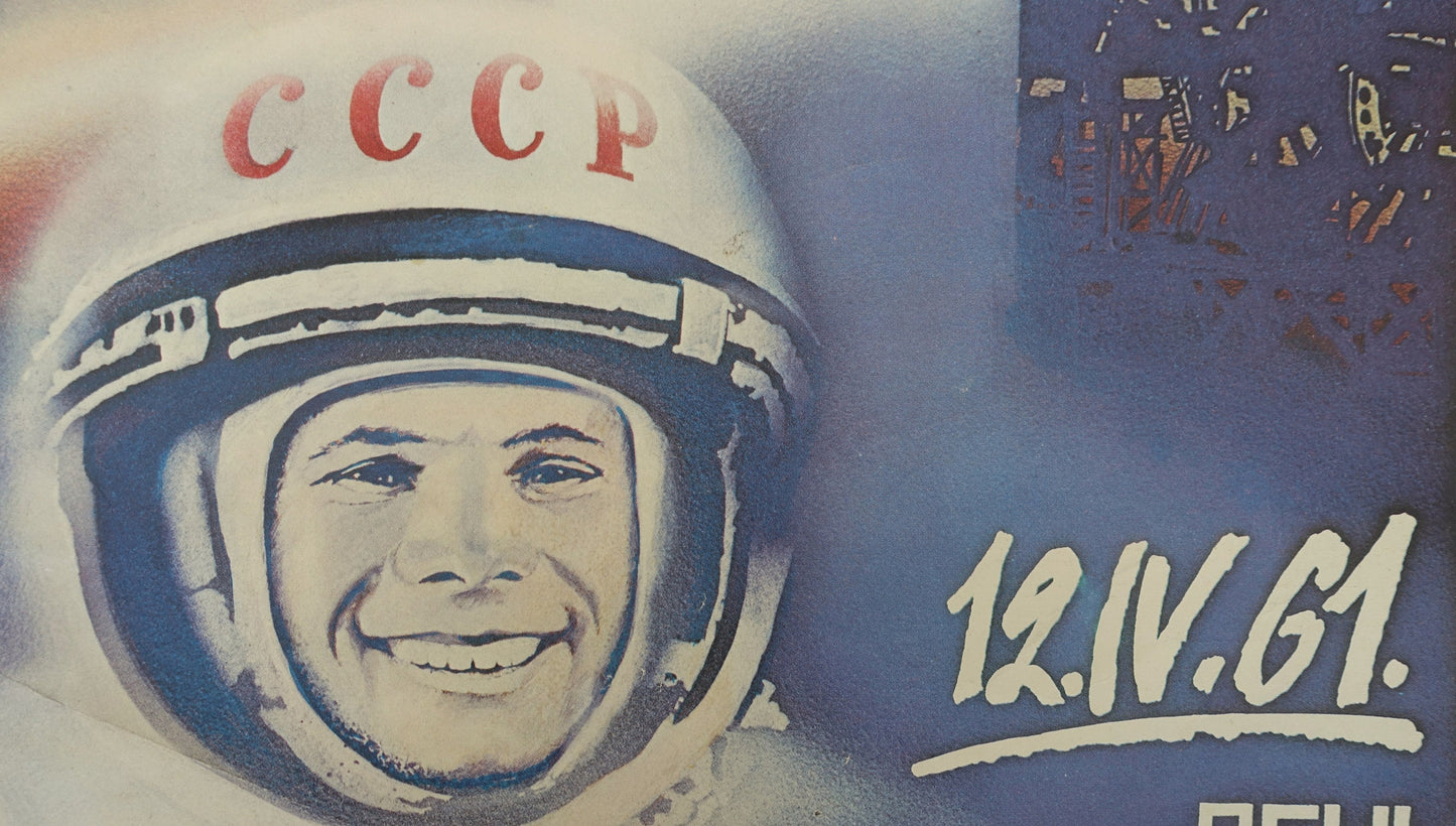 1970s Cosmonaut Soviet Space Day - Original Vintage Poster