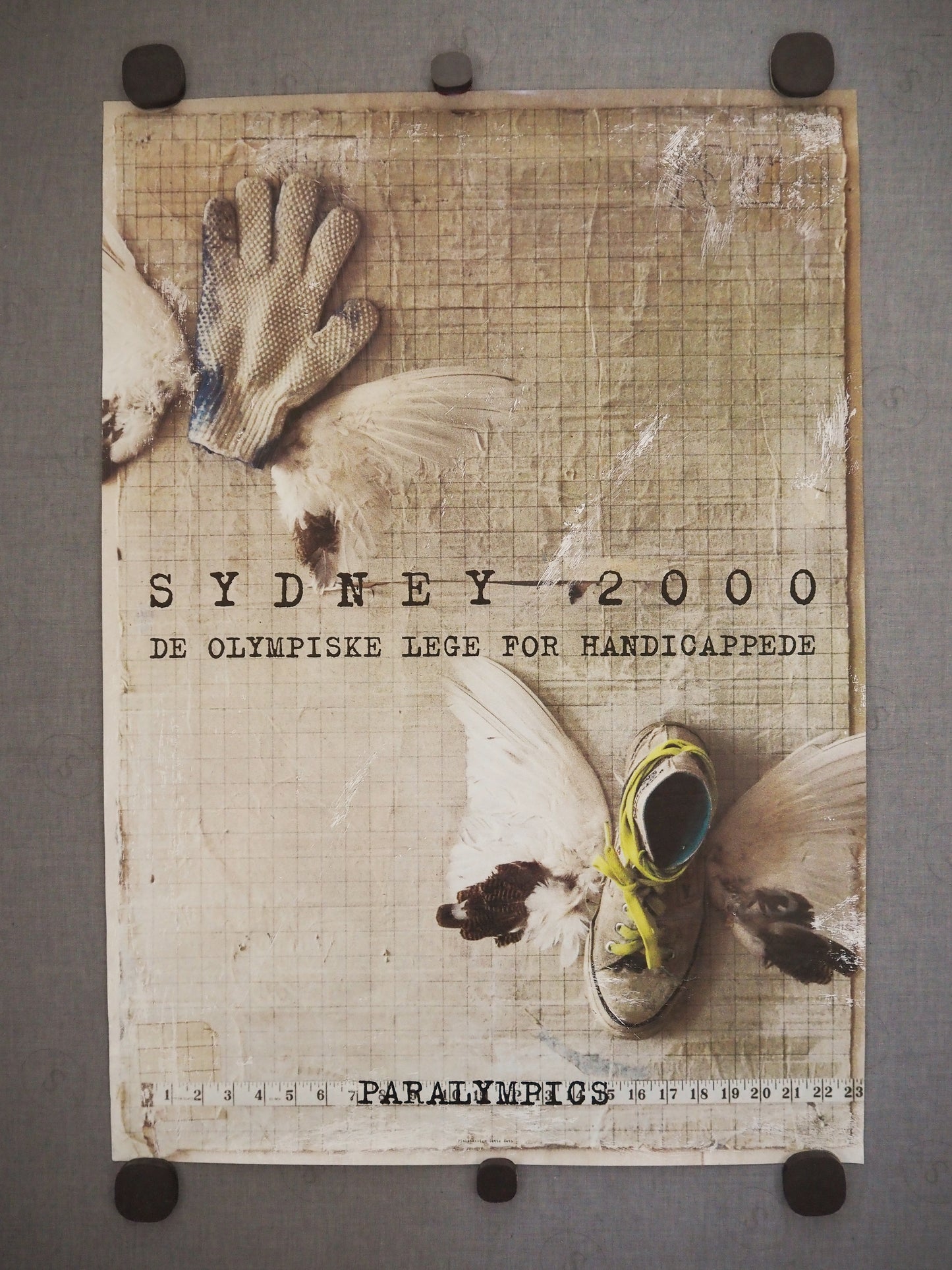 2000 Paralympics Sydney Advertisement - Original Vintage Poster